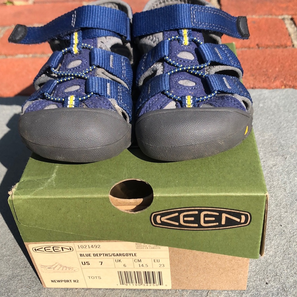Toddler waterproof sandals